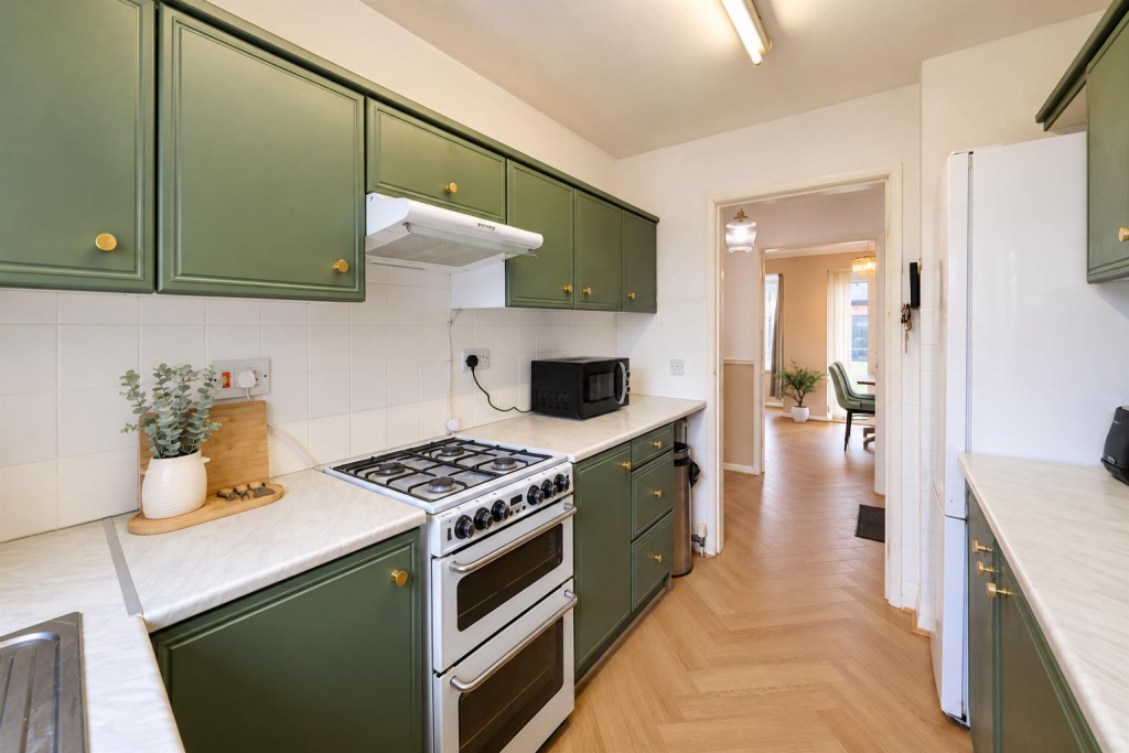 House in Hull - View 5