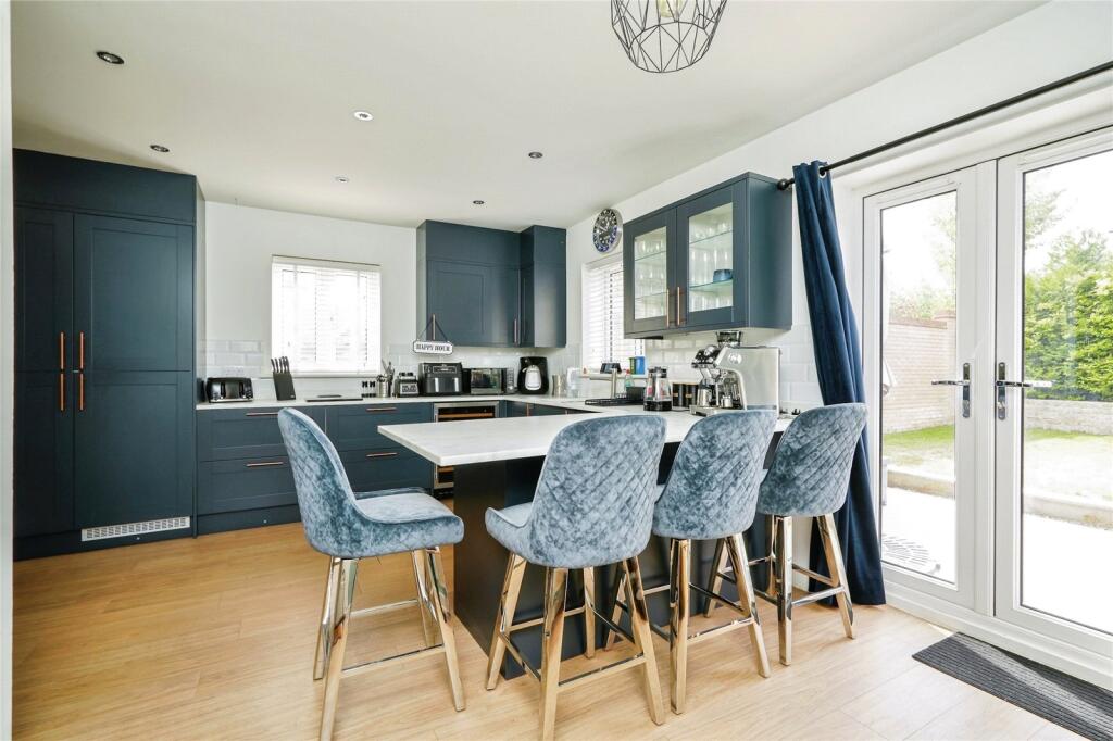 House in Cherwell, Kingsmere, Bicester - View 4
