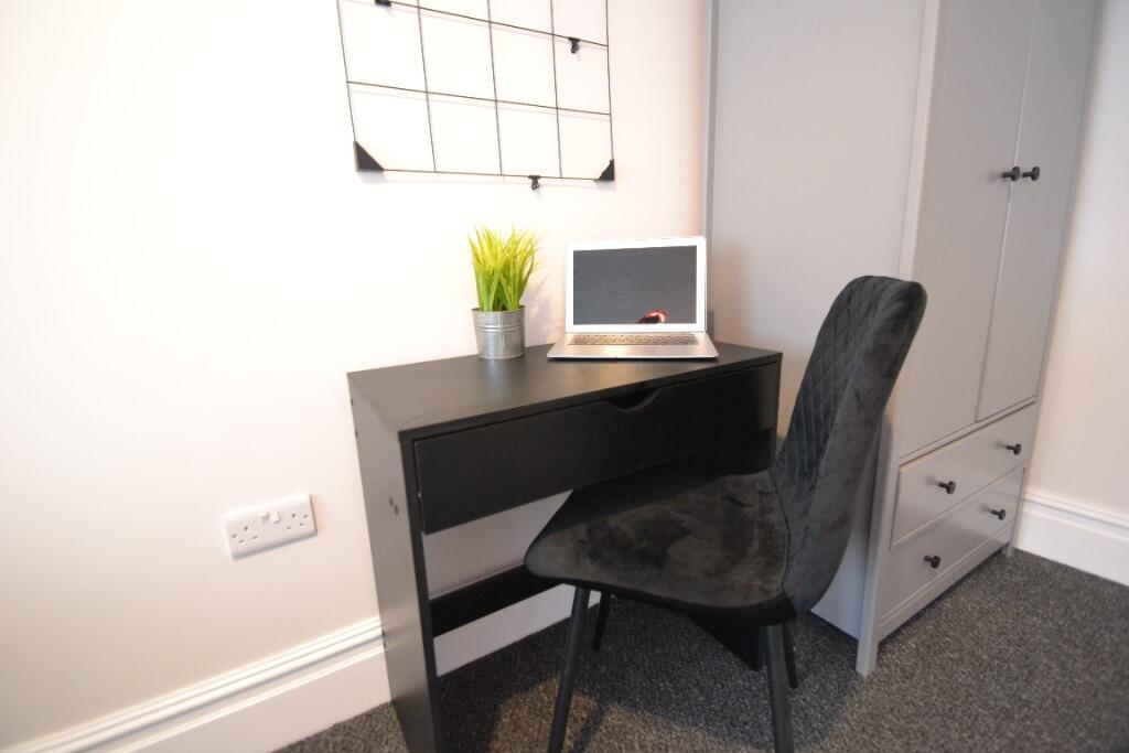Apartment in Nottingham - View 4