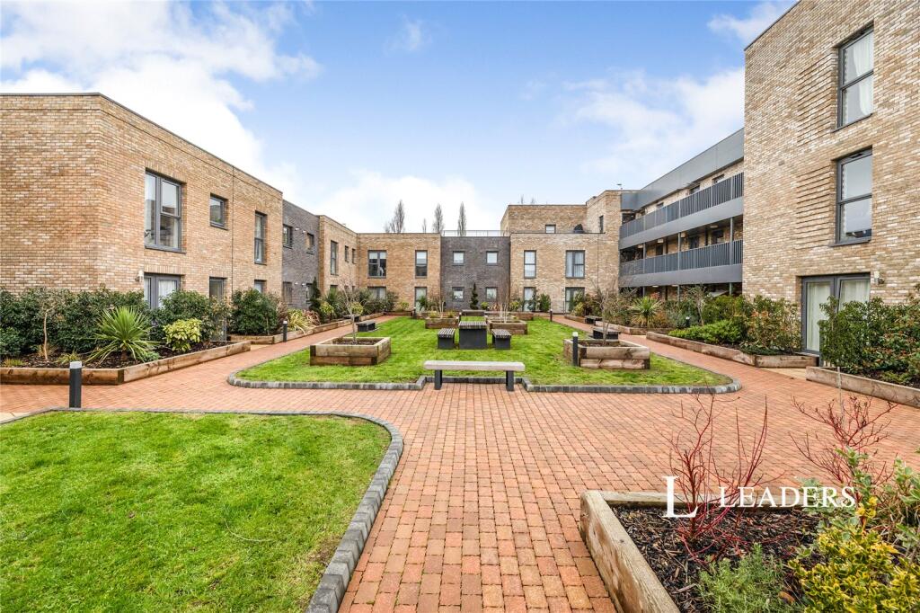 Main image of property: Luctons Close, Loughton, Essex, IG10