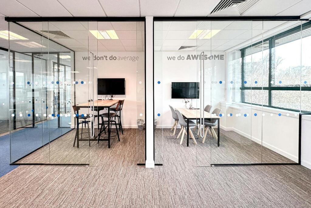 Lindley court_office to let_0003_Layer 5.jpg