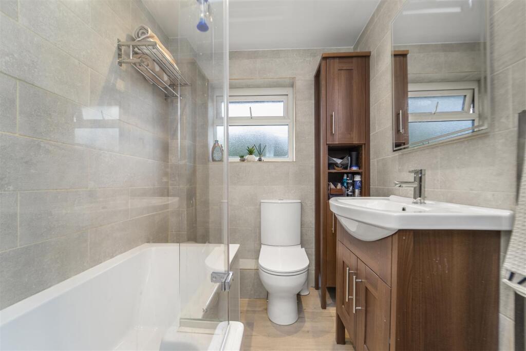 Additional image 32 of Helvellyn Drive, Burnley