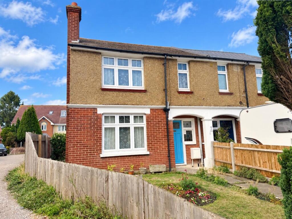 Studio house on Plains Avenue, Maidstone, £385,000