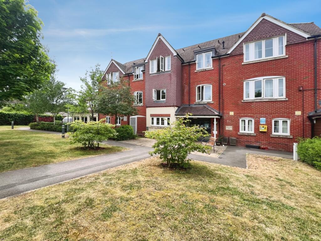 Main image of property: Icknield Place, Goring, Reading, Oxfordshire, RG8