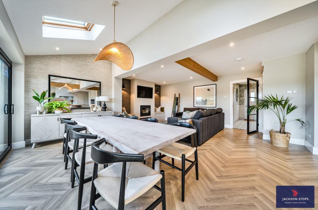 House in Northampton - More