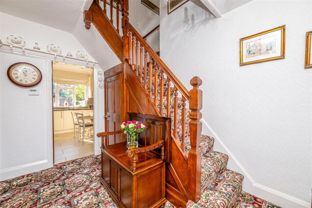 House in Wolverhampton, West Midlands - View 5