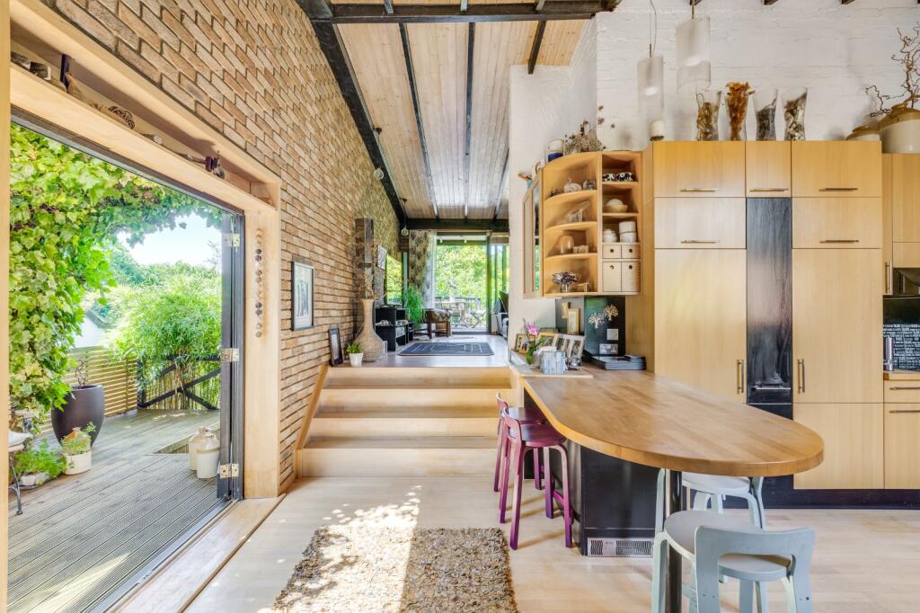 Additional image 11 of Briary Wood Lane, Mardley Heath, Welwyn, Hertfordshire, AL6