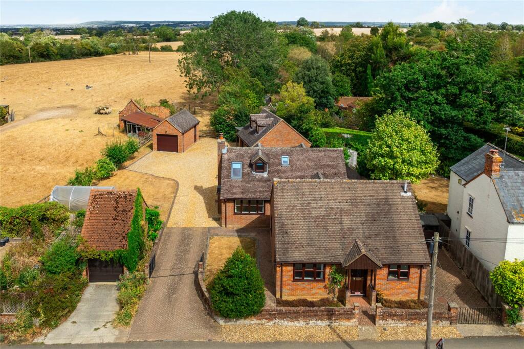 Main image of property: Ivy Lane, Stewkley, Leighton Buzzard, Buckinghamshire, LU7