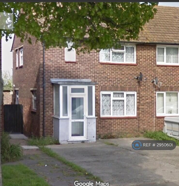 Main image of property: Newington Avenue, Southend-On-Sea, SS2