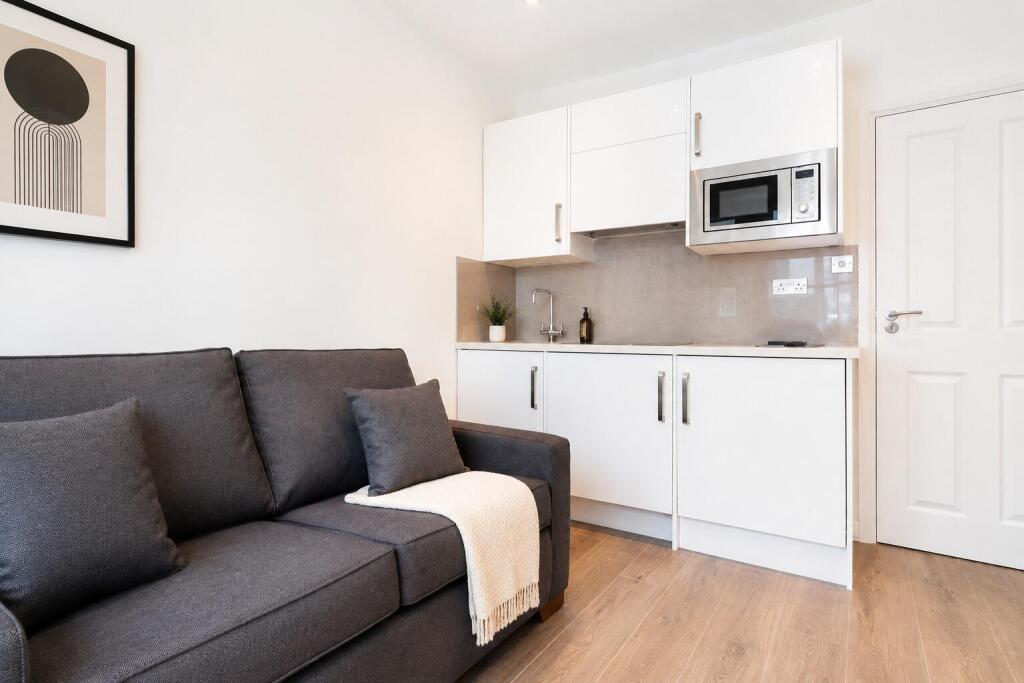 Apartment in London - View 2