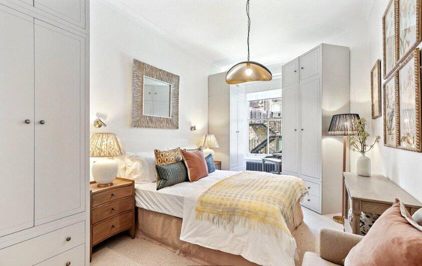 Apartment in London, Royal Borough of Kensington and Chelsea - More