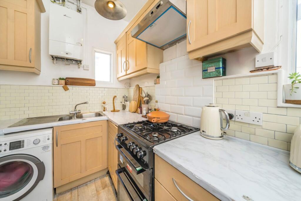House in London - View 4