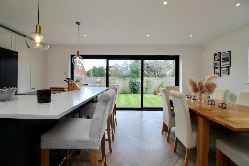 Haglane Copse, Pennington, Lymington, SO41 - View 6