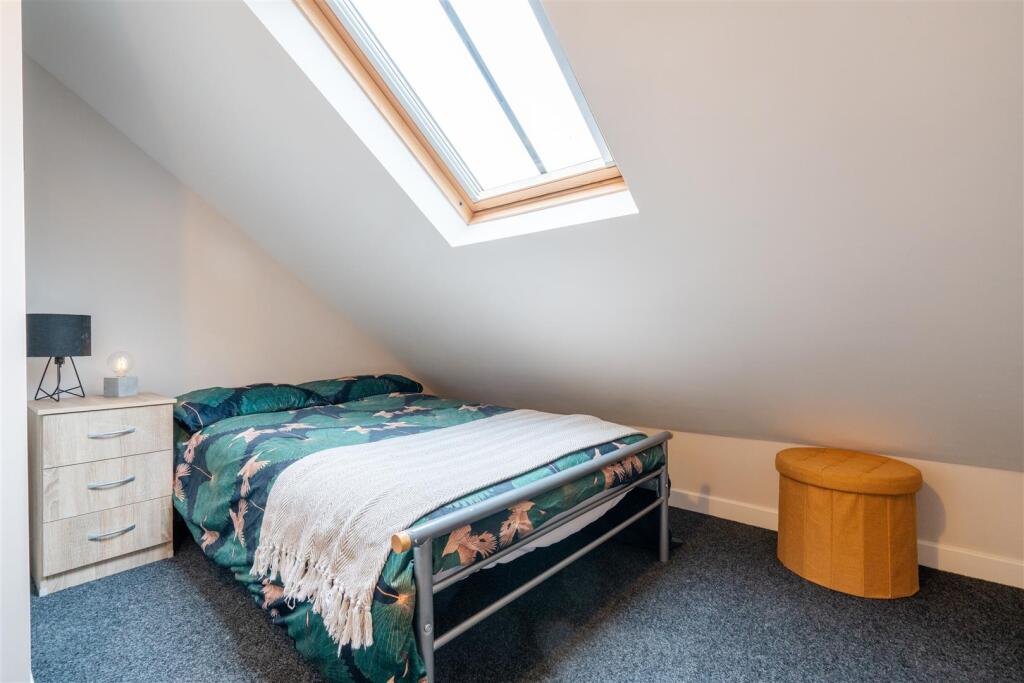House in Sheffield, Broomhill - View 4