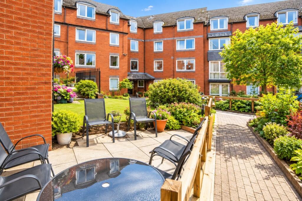Main image of property: Homedee House, Garden Lane, Chester, Cheshire, CH1