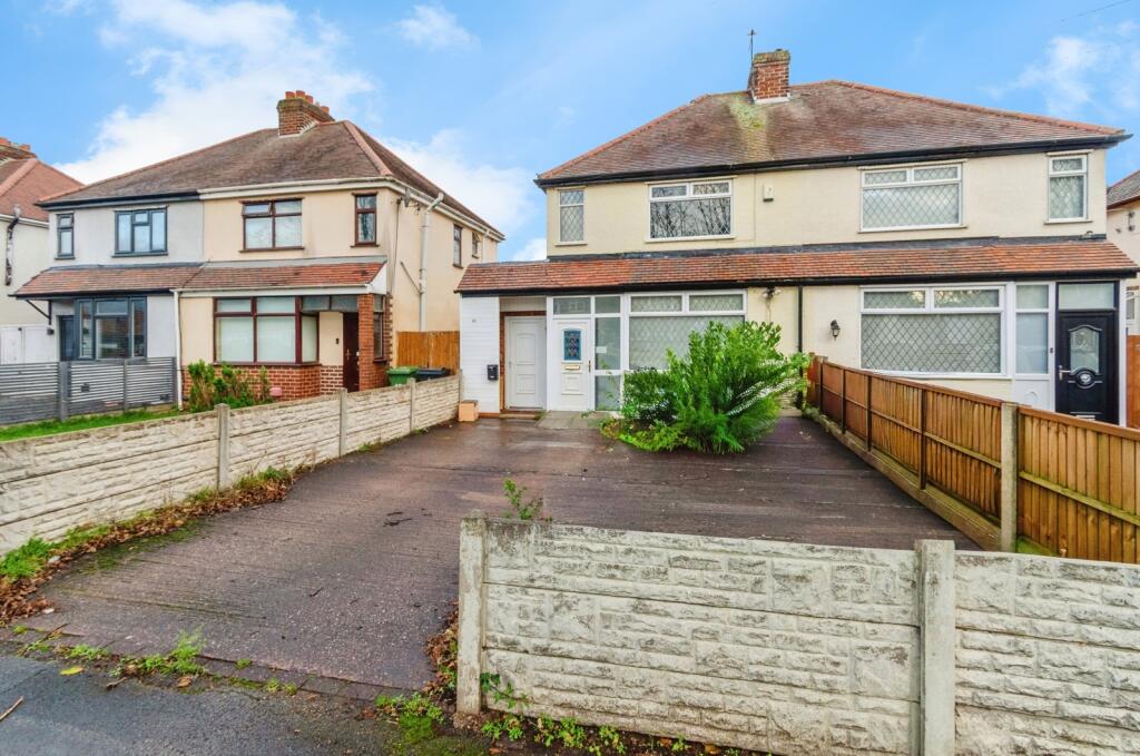3-bed semi-detached on Pooles Lane, Willenhall, West Midlands, WV12, £160,000