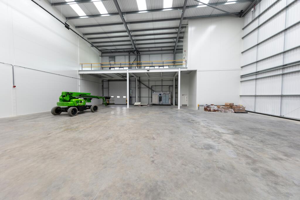 2023- Unit 3.3 - SP Croydon - Redhouse Road -223451.jpg