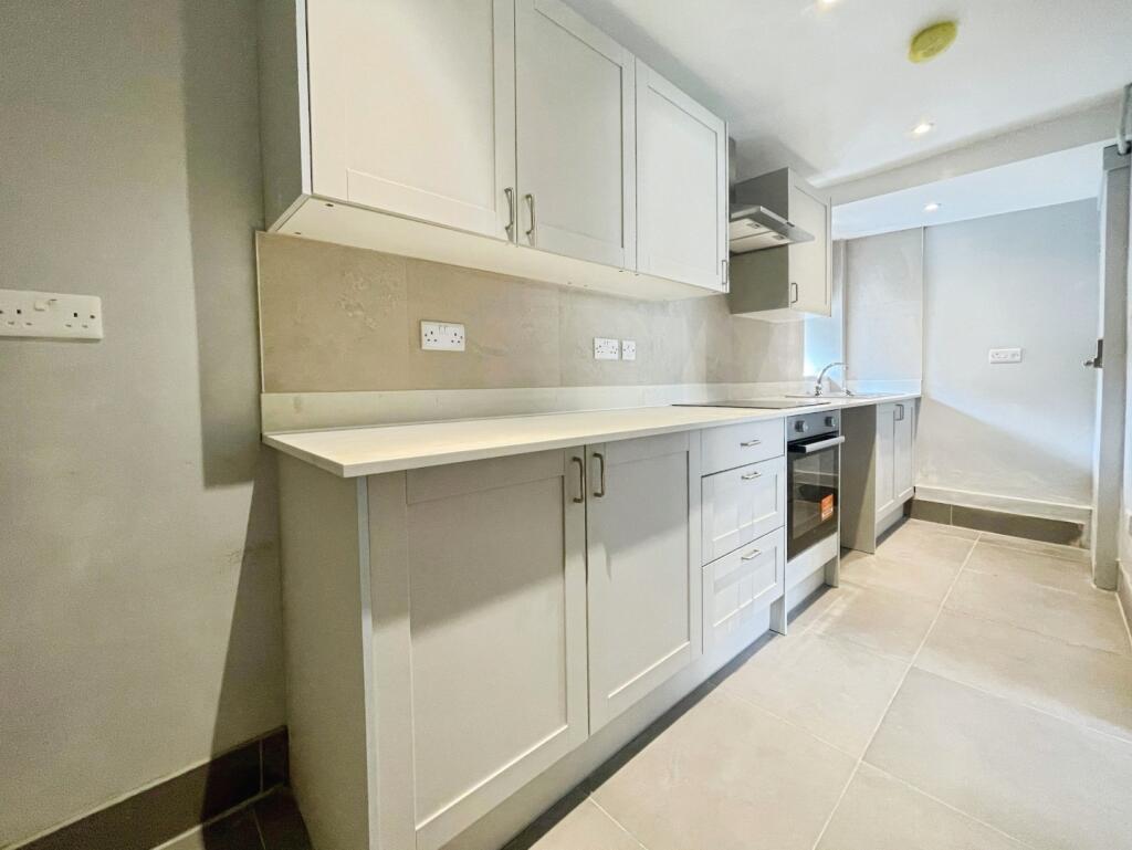 Thornfield Square, Bradford, BD2 3HB - View 5