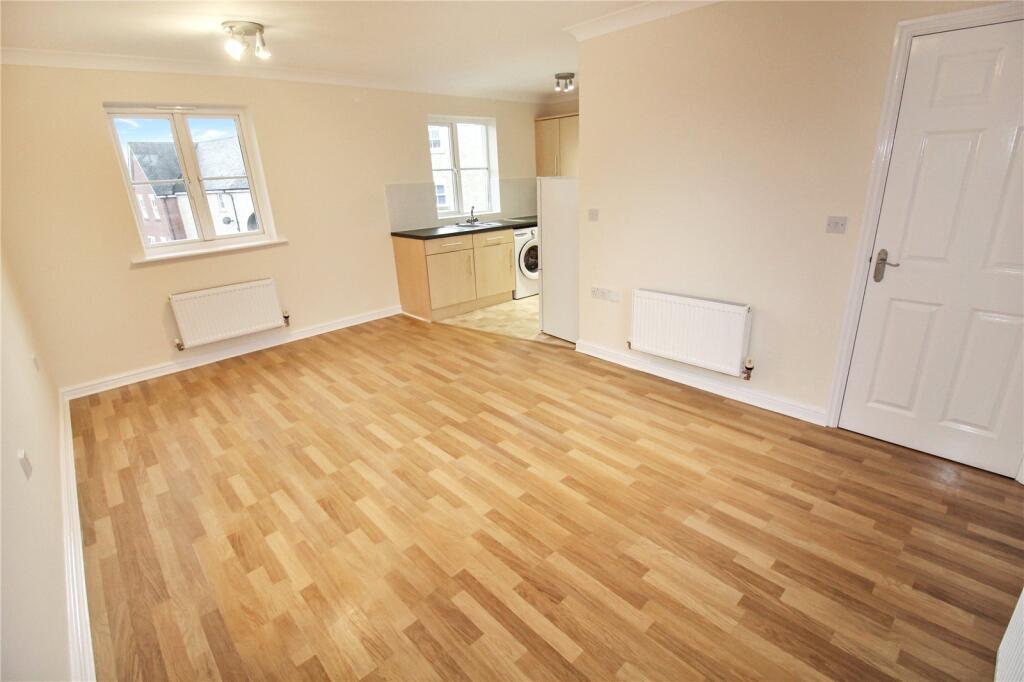 Zakopane Road, Haydon End, Swindon, Wiltshire, SN25 - View 3