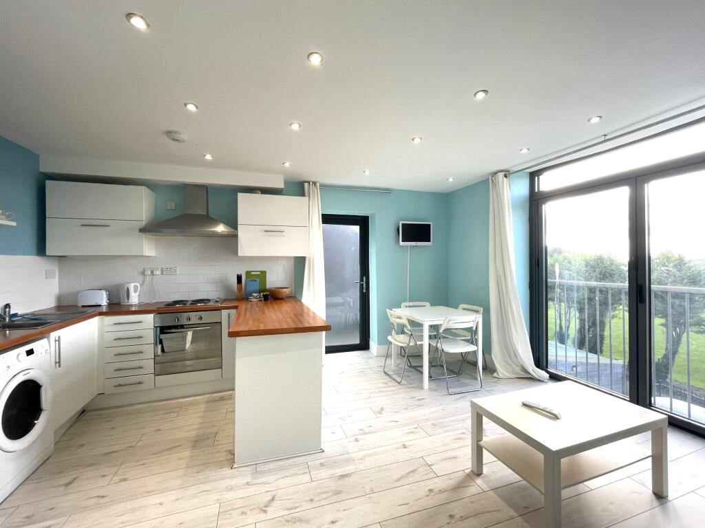 Apartment in Barry Island - View 4