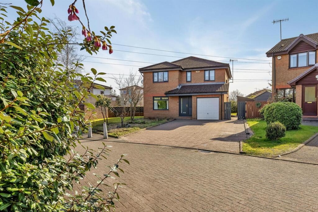 Main image of property: Iona Gardens, Old Kilpatrick