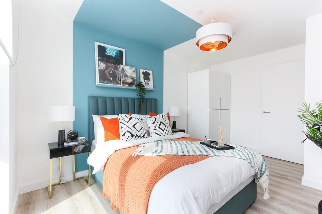 Main image of property: Kimpton Road, Luton, Bedfordshire, LU2