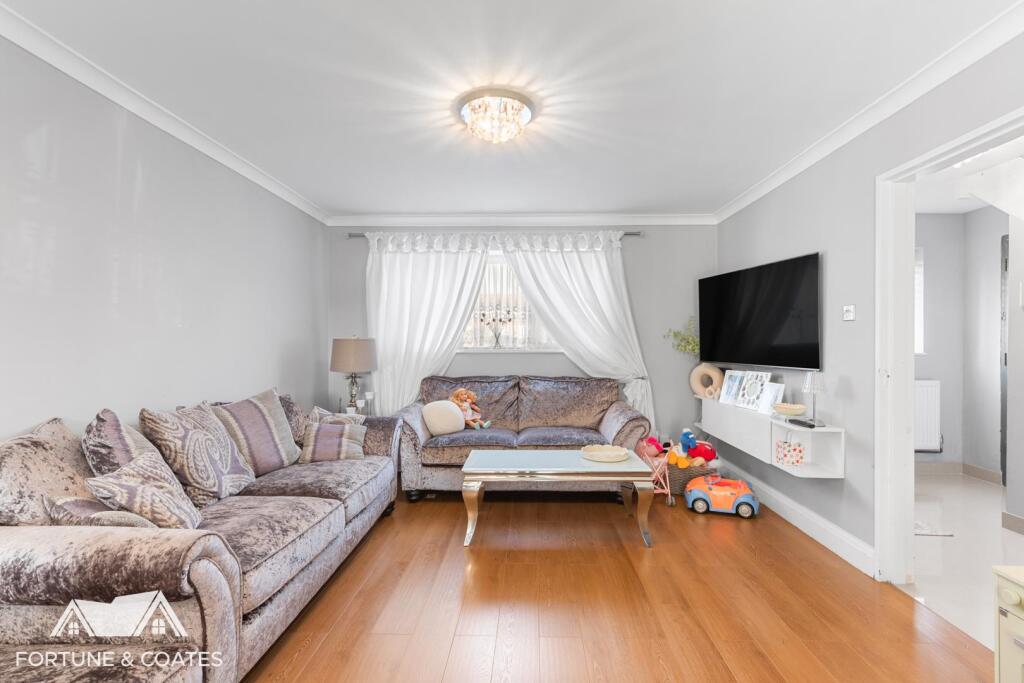 Apartment in Harlow, Potter Street - View 4