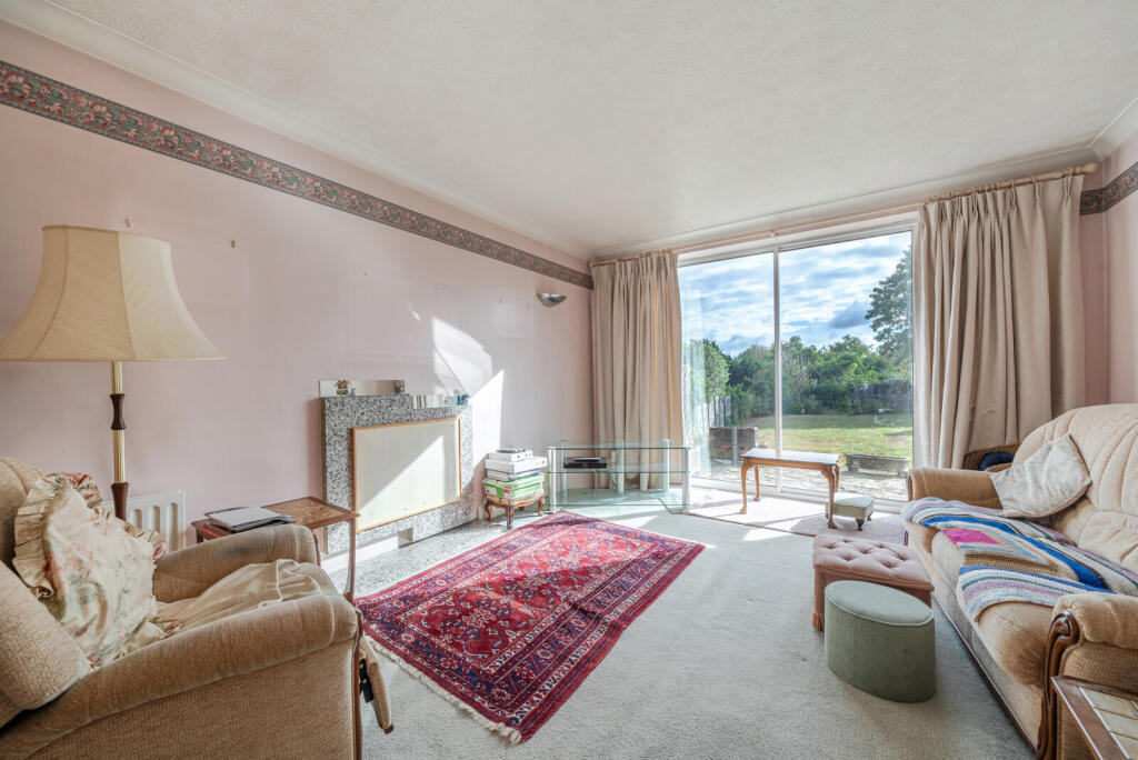 House in Guildford, Surrey - View 5