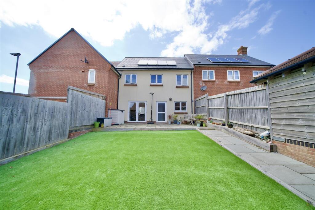 3-bed terraced on Curtis Way, £300,000