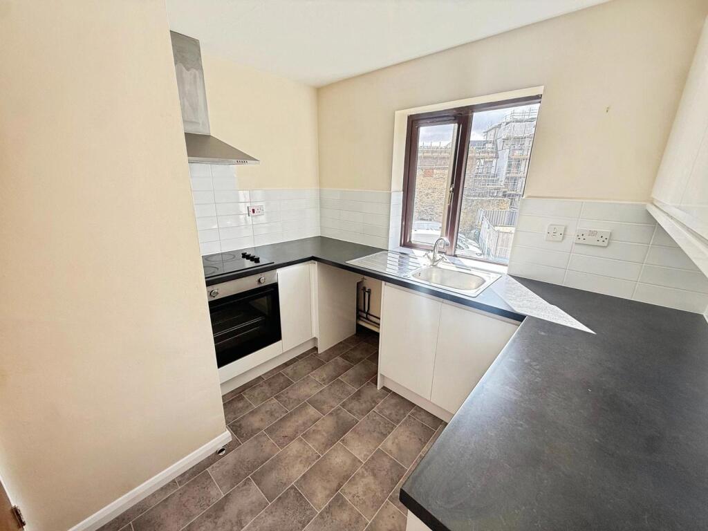 Apartment in Oxford - View 3