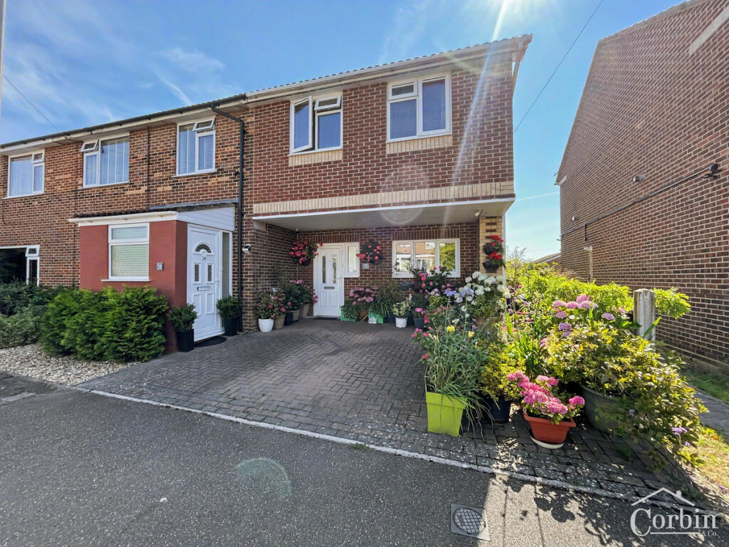 Main image of property: Heights Approach, Poole, BH16 5