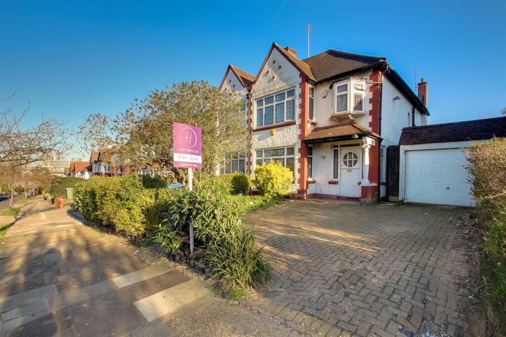 Main image of property: Park Chase , Wembley Park, Middlesex, HA9 8EQ