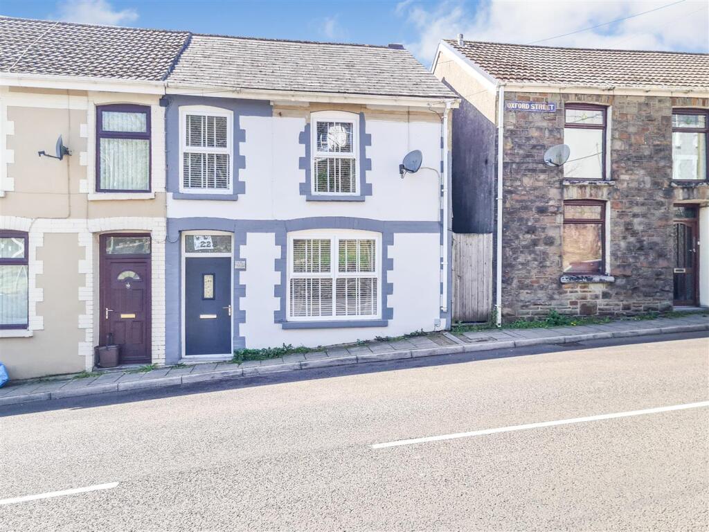 Main image of property: Oxford Street, Pontycymer, Bridgend