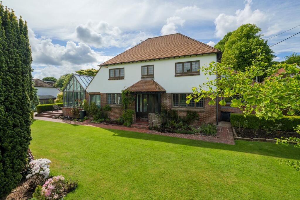 4-bed detached on Canterbury Road, Elham, CT4, £995,000