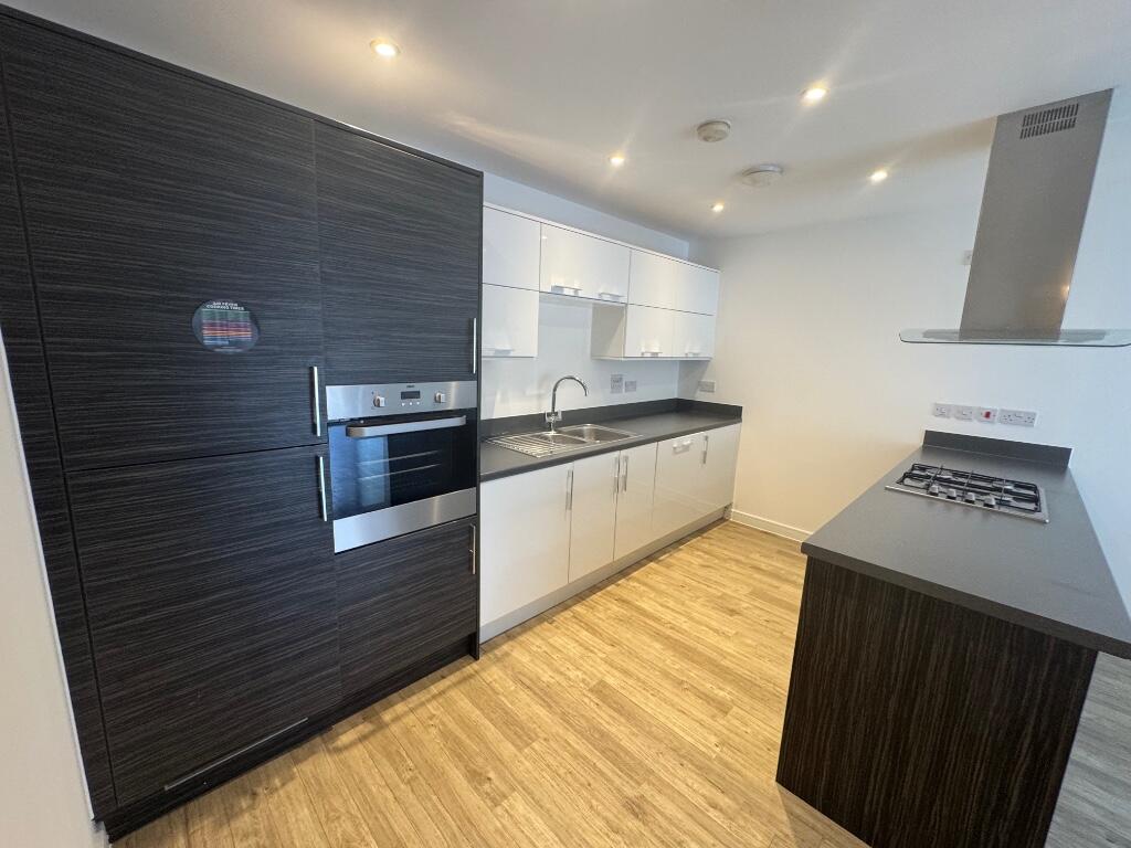 Dunn Side, Chelmsford, Essex, CM1 - View 5