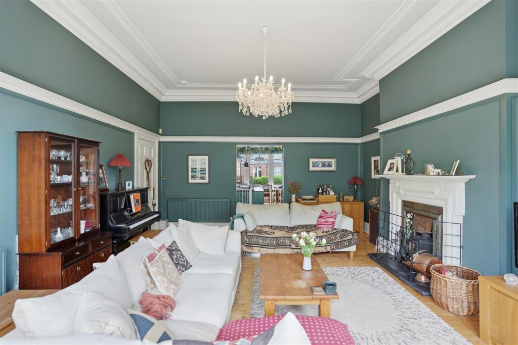 4 Crown Road North, Dowanhill, G12 9DH photo 4