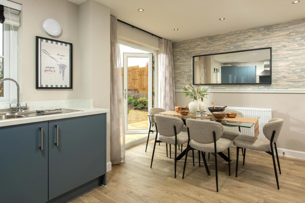 House in Northampton, West Northamptonshire - View 3