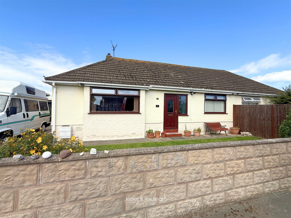 Main image of property: Glyn Circle, Kinmel Bay, Rhyl