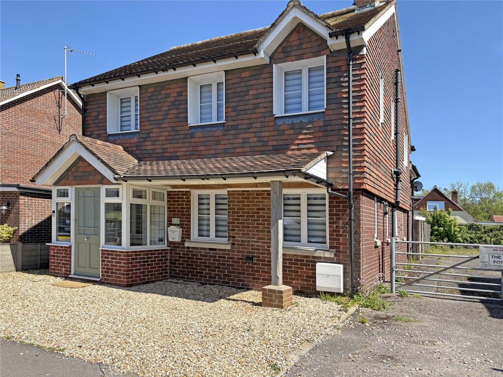 Main image of property: Lyndhurst Road, Brockenhurst, Hampshire, SO42