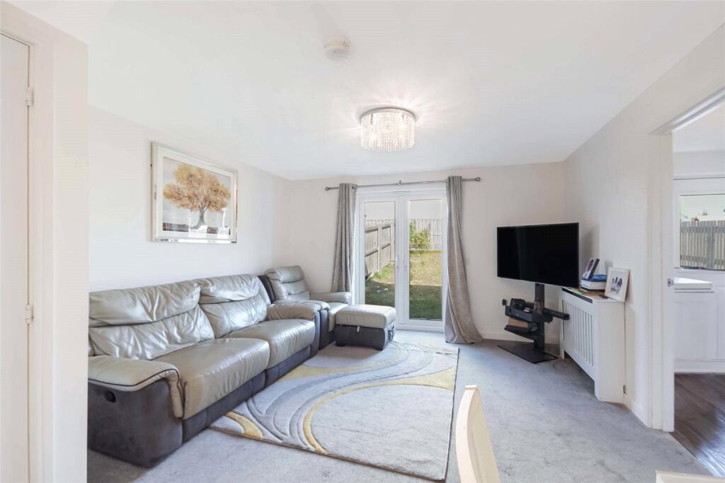 House in Cambuslang, Newton Farm, Newton - View 2