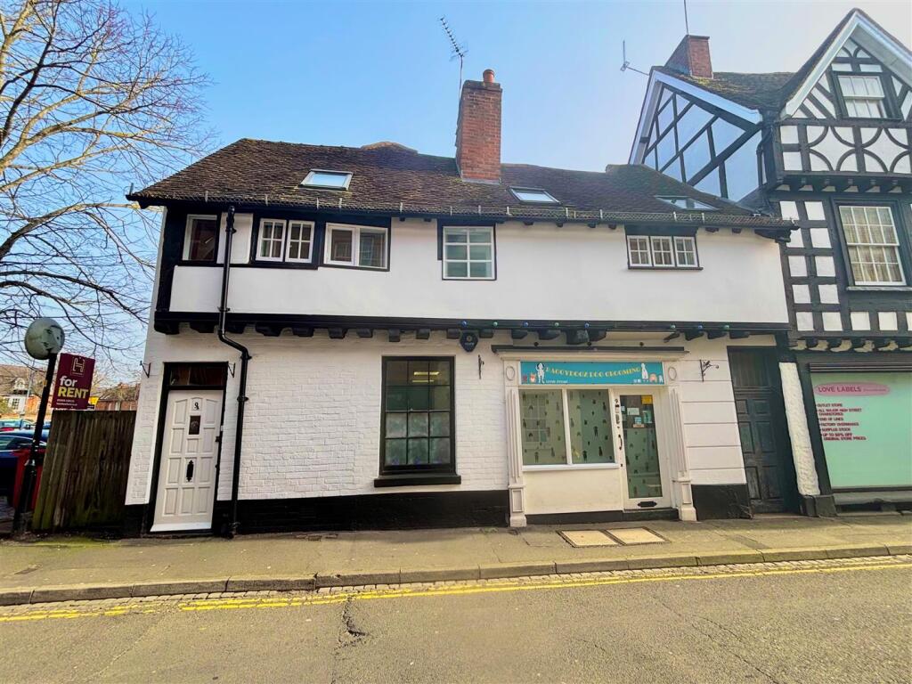 Main image of property: New Street, Warwick