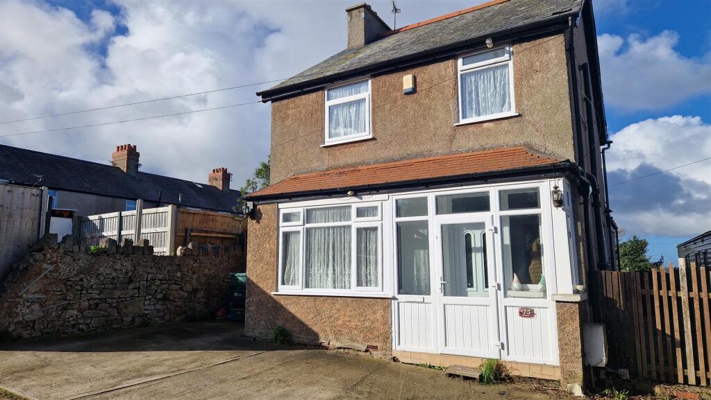 3-bed detached on Llysfaen Road, Old Colwyn, Colwyn Bay, £264,950
