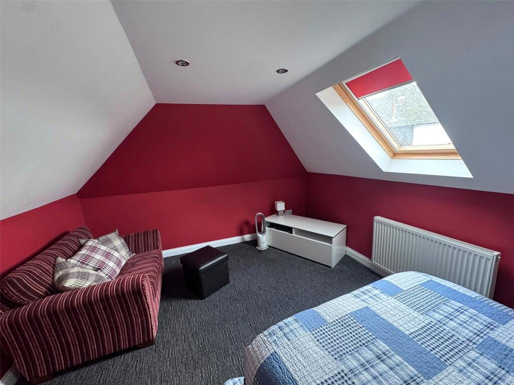 House in Motherwell, South Lanarkshire - View 3