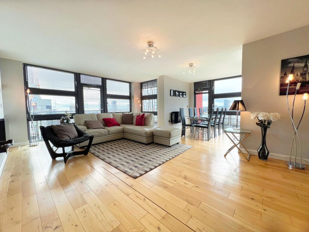 3-bed flat on Apartment 55, Landmark Place, Churchill Way, Cardiff CF10 2HU, £450,000
