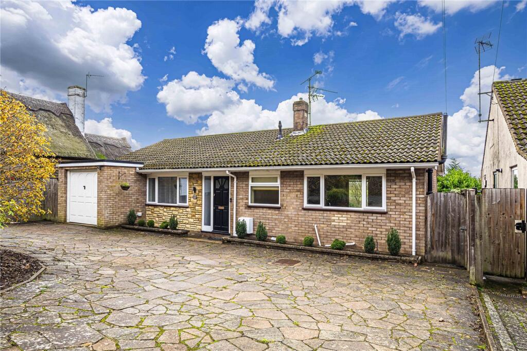 Main image of property: Castle Hill Road, Totternhoe, Dunstable, Bedfordshire, LU6