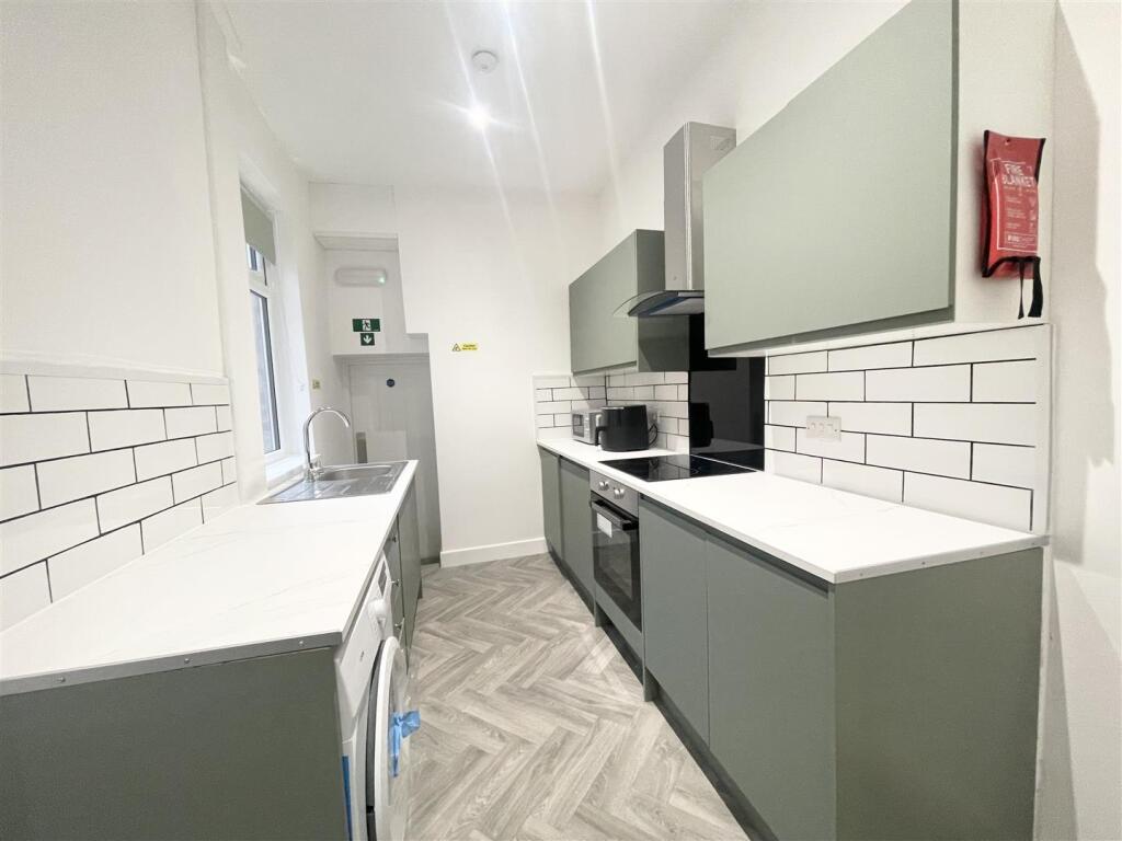 Additional image 3 of Coal Clough Lane, Burnley