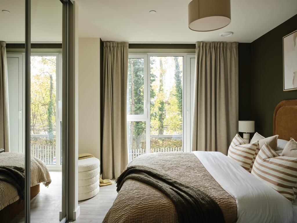 Main image of property: Flat 5, Aquifer House, 10 Mill Road, Ilford, London, IG1