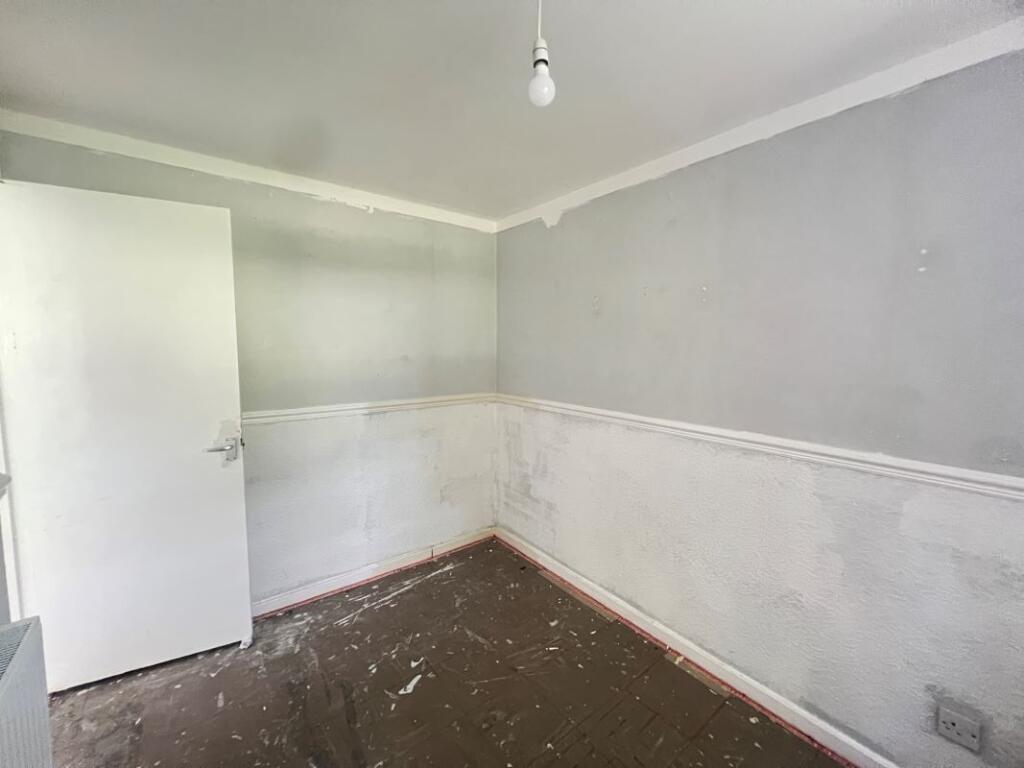 Apartment in Walsall, Woods Bank - More