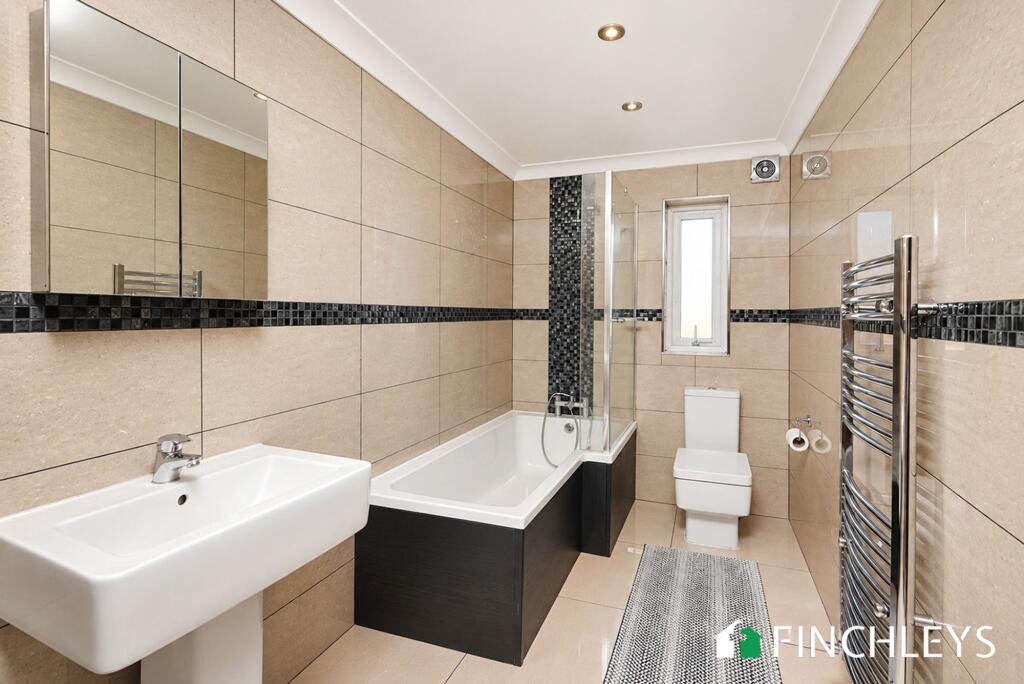 House in London - View 5
