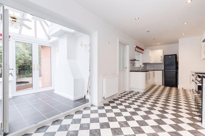 Upholland Road, Billinge, WN5 7AJ photo 2